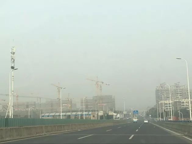 ▲上海宝山顾村地王现场图(每经记者 程成 摄)