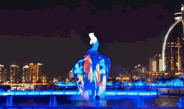 白鹭女神灯光秀 春节期间,灯光秀和音乐喷泉 都将增加播放天数.