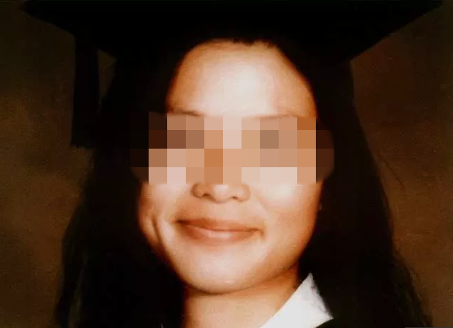 图为华裔女大学生安吉拉