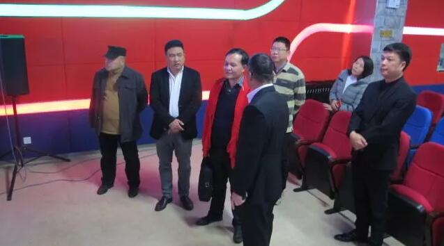 中国广西国际青年交流学院副院长覃超杰一行到