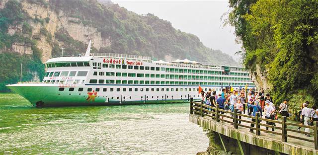 乡村旅游收入差距_我省休闲农牧业与乡村旅游示范点达135家