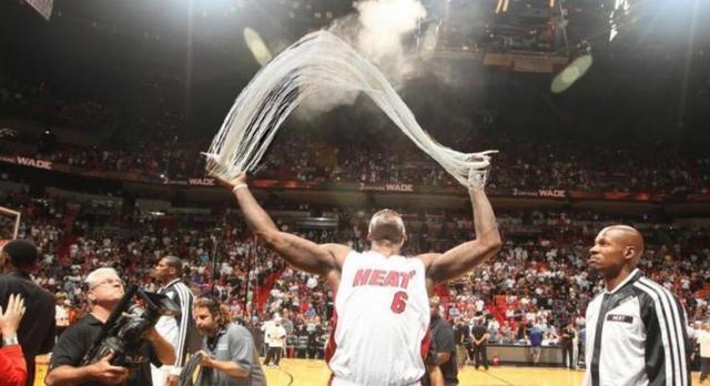 笑喷!当nba球星遇上ps,詹姆斯兰州拉面大师,科比笑哭