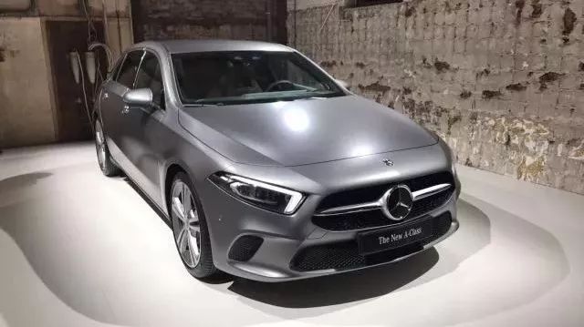 全新一代A级正式发布，看奔驰如何重新定义豪华小型车！