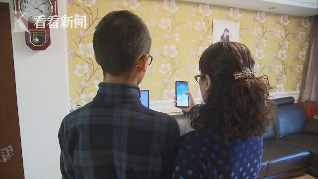 2f7f3972298b9d9a35b1f0409f982f97.jpg 母子二人均可解锁苹果X手机 人脸识别技术可靠性遭质疑