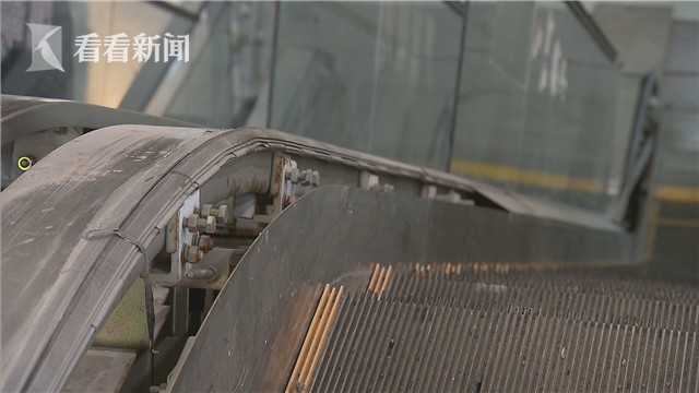 七浦路某商场一停运电梯无扶手 政府介入除隐