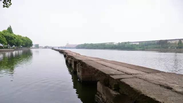 地址:104国道旁古纤道地址:柯桥区柯岩风景区内鲁镇地址:柯桥区湖塘