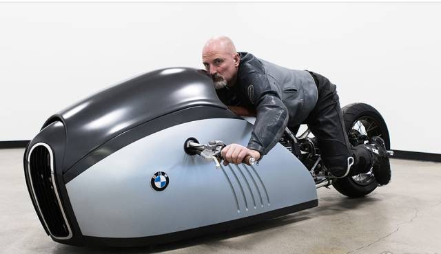 超酷摩托车概念设计,整个外观像一只凶猛的大