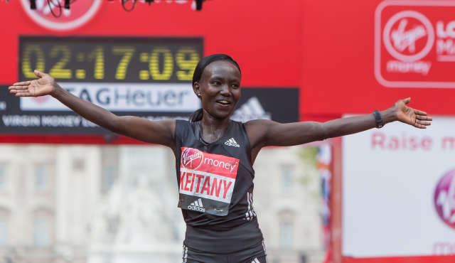 为破马拉松世界纪录 肯尼亚女选手将用男性领