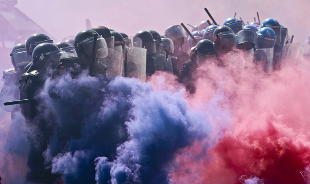 微信平台上多了许多报警途径,包括公号、视频
