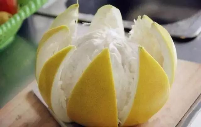 每天用它擦脸,皮肤光滑细嫩,再也不长斑!|香蕉皮