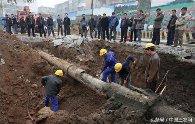 农村统一装天然气 管道开户费2500元左右 农民