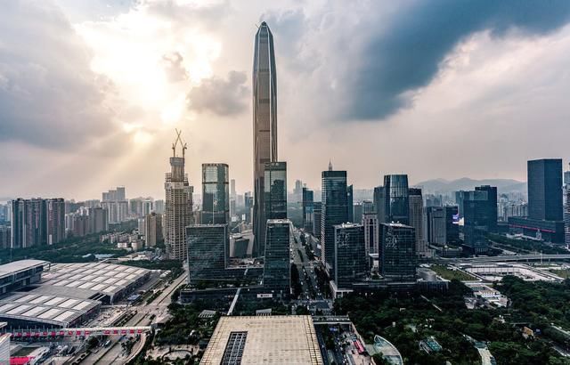 上海经济_上海经济开局平稳,一季度人均可支配收入同比增长8.3(3)