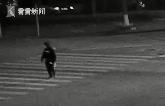 视频｜学着电视剧里的桥段抢银行 笨贼入戏太深终被抓