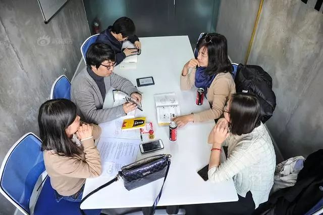 公祭日刷屏的那幅催泪漫画,是他的作品!一个用