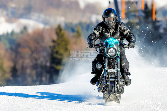 巡航车变身雪地摩托 哈雷XL1200 CX改装