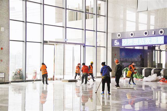 探营沙坪坝火车站综合交通枢纽候车大厅|火车