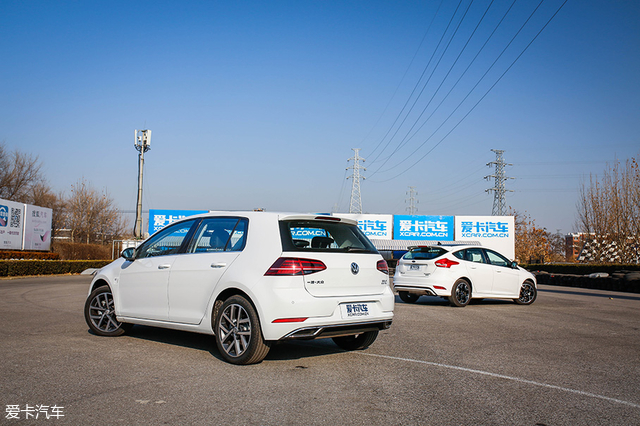 拼颜值比品质 新高尔夫/福克斯对比测试