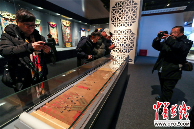 传世名画《步辇图》现身《天路文华