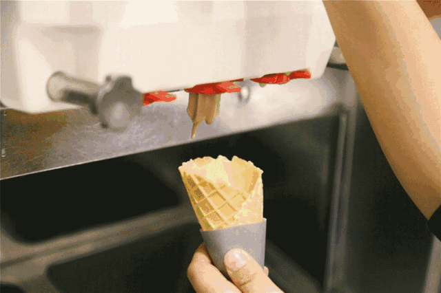 多就会下架,到时候就只剩纯抹茶口味,和纯巧克力口味的可以选择了