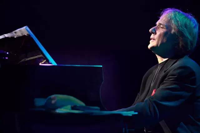 第四次!钢琴王子理查德又来宁波办音乐会了,想