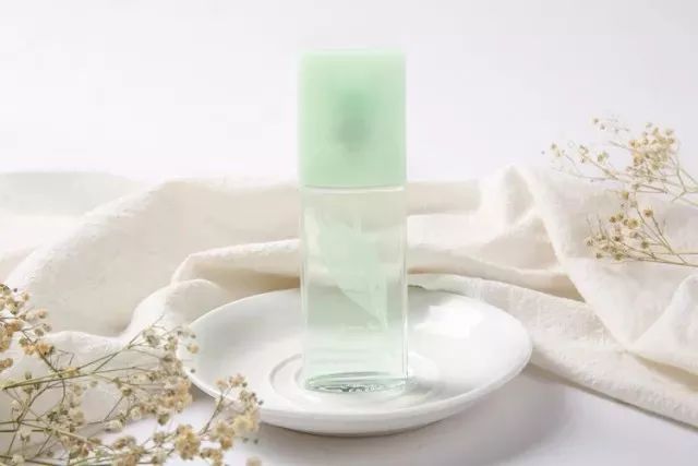 贫民窟女孩专属,这些平价少女香水好闻到哭泣