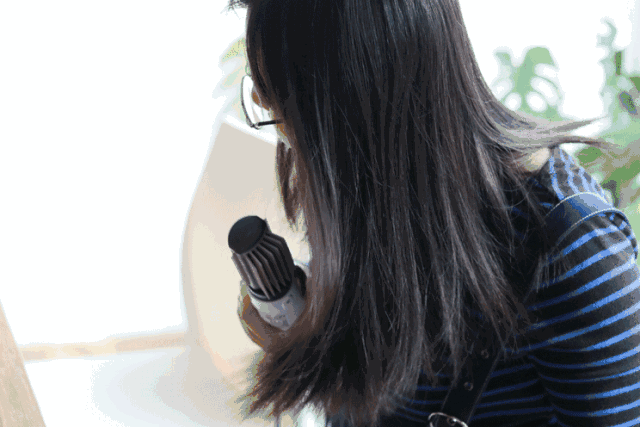 跟普通吹风机吹出来的一点也不一样,不会那么干,柔顺又有型!