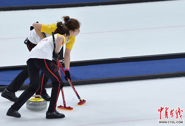 中国女子冰壶队无缘平昌冬奥会四强