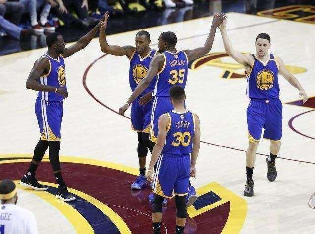 雷霆队有几个冠军 sV2t-fyqefvx1078450.jpg