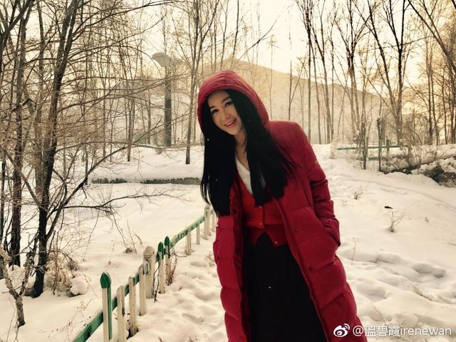 温碧霞为新疆疯狂打CALL:爱上这片美丽的雪景