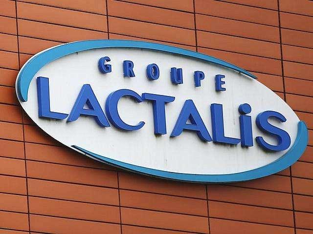 国乳业巨头自揭黑幕 十几年来一直生产问题奶