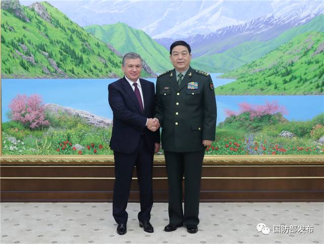 乌兹别克斯坦总统米尔济约耶夫会见常万全