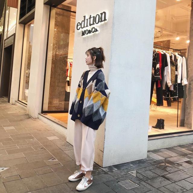 时尚毛衣开衫,特别好搭配衣服