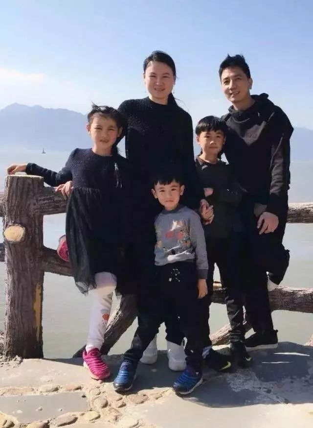 杭州保姆纵火案开庭30分钟便中止!林家家属当庭大喊"不服!"|开庭|审判长|辩护律师_新浪新闻