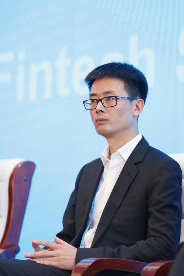 京东:经济高质量发展与现代金融相辅相成|京东