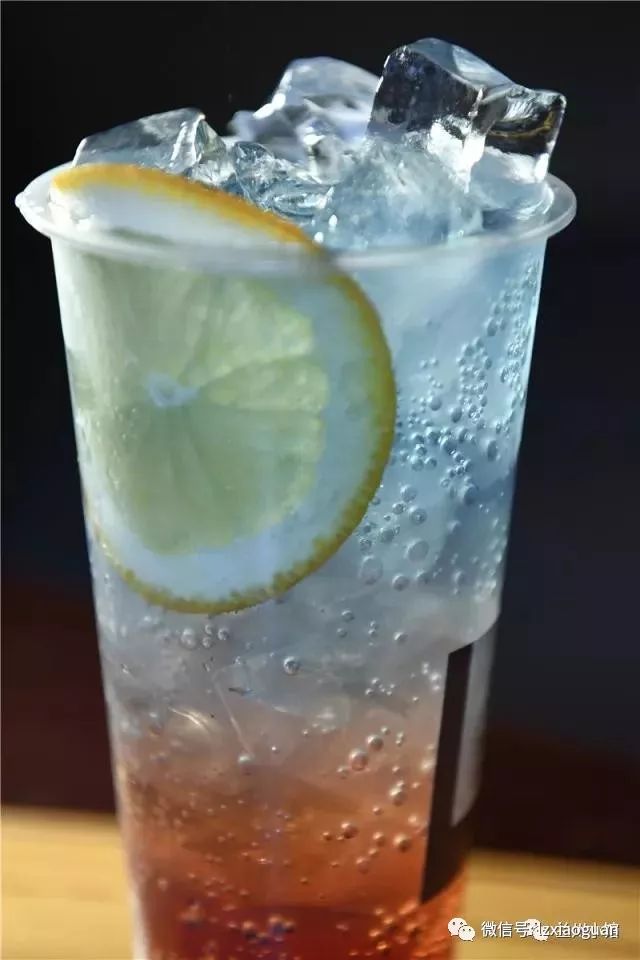 兰州小馆丨送你两杯咖啡一杯茶,以春天的名义