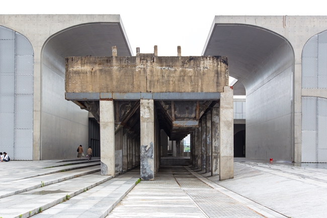 艺术创意引领城市更新，上海“美术馆大道”生态初现|艺博会|西岸|艺术家_新浪财经