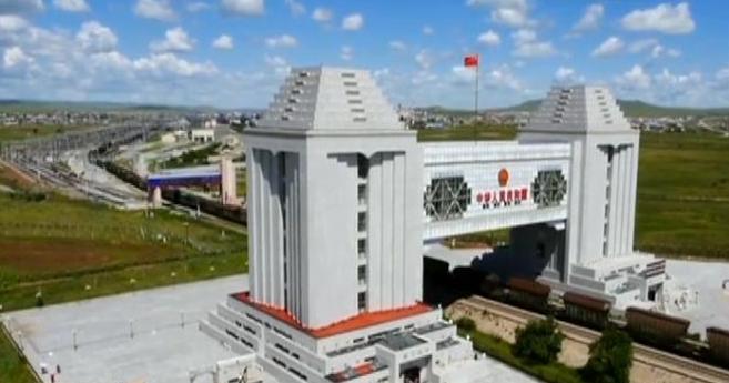 什么时候能开放国门 oIkW-fypyuva8260449.jpg