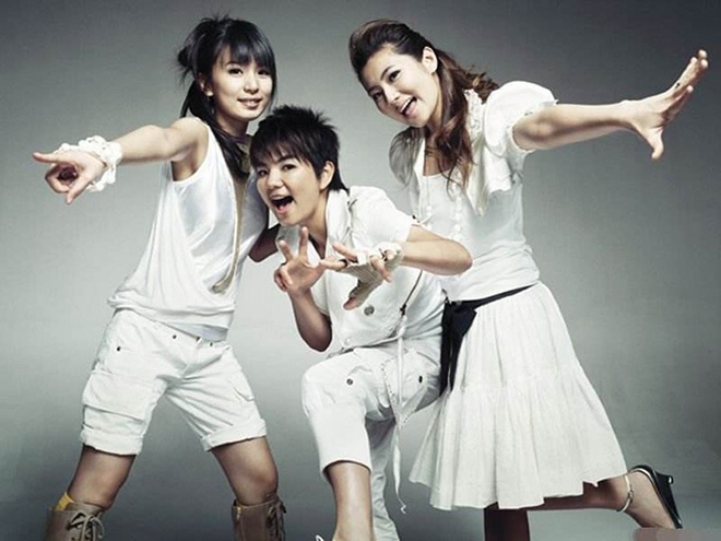 胖脸姐妹团!SHE同框齐发福 田馥甄高冷陈嘉桦搞怪