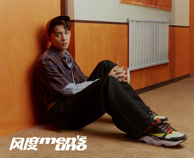 吴磊最新杂志封面 水墨画风少年意气如“影”随