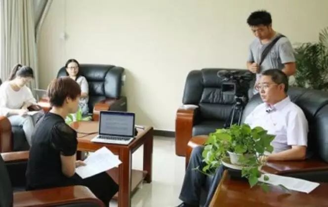 西昌市委书记李俊接受四川发布客户端记者专访