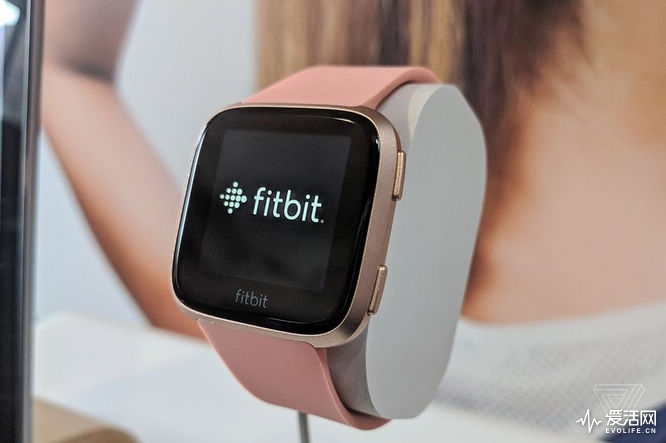 苹果手表一直被模仿 这次Fitbit也要凑热闹？