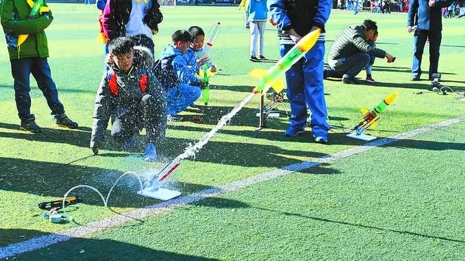 【五一孩子单飞】超级火箭兵 | 自制水火箭、战术训练、户外急救、射击技巧训练、真人CS、打造独立、坚强、敢于担当的品格