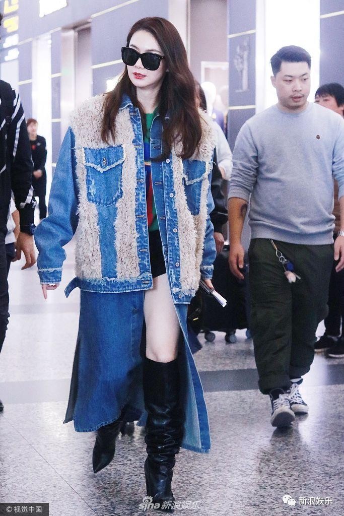 天冷怎么办？贵圈明星告诉你今年流行穿两件大衣出门