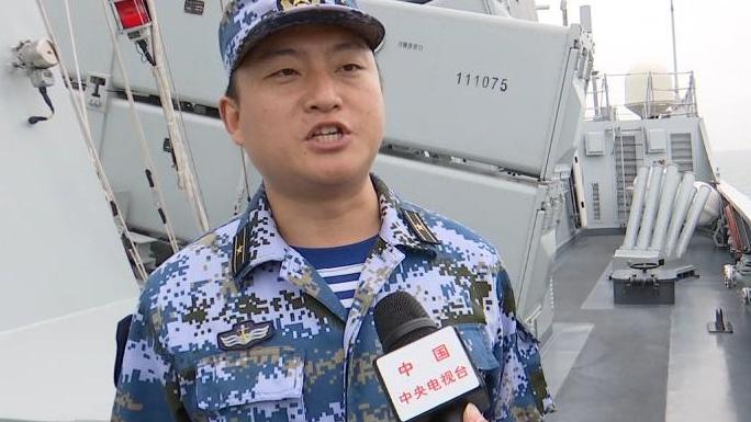 驻香港部队海军与来港法国海军葡月号军舰组