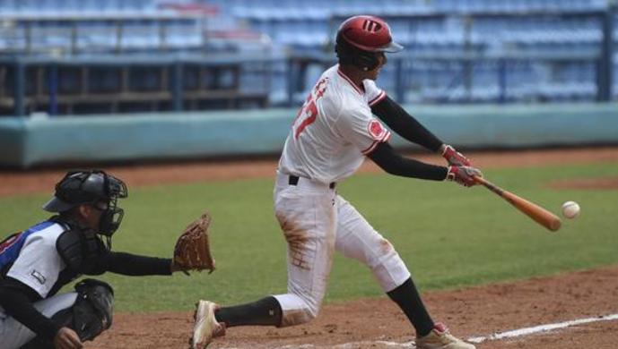 国台办主任张志军:棒球运动为两岸年轻人架起