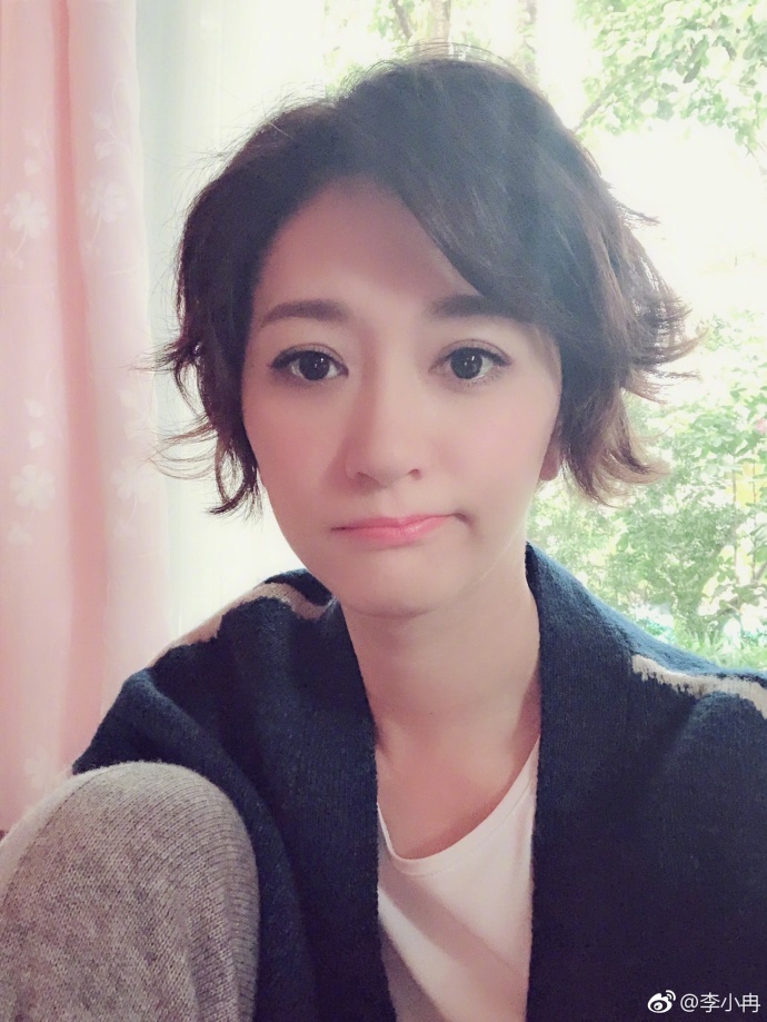 名字像也背锅?李小冉微博被误认成李小璐超委