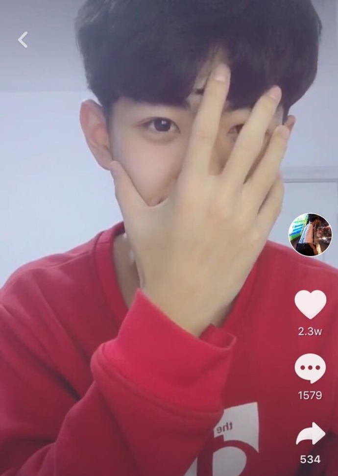 被抖音这几位帅气小哥哥刷屏了,微博啥的全帮