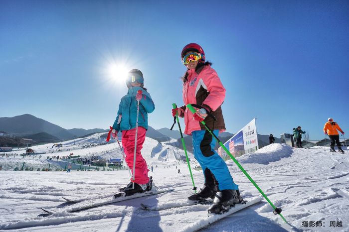 京津冀各大滑雪场 哪家最好玩?|滑雪场|北京云居滑雪场|盘山滑雪场_新浪新闻