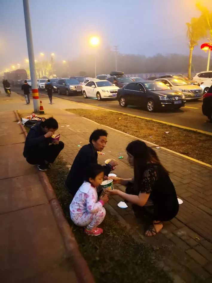 无票收入如何记账_广深港高铁开通首日,一男子无票乘车在香港被罚1500港币