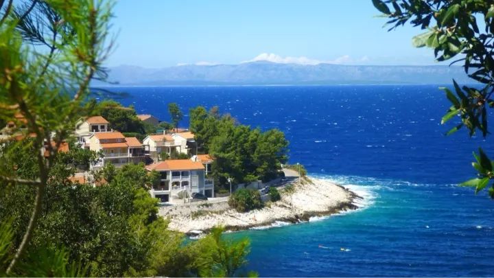 中国护照再升级,又一个欧洲国家对华免签啦!|签